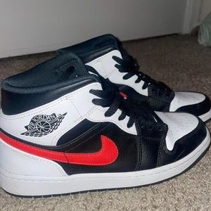 Air jordan 1 Chile red
